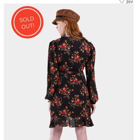 Mi ami (Francesca’s collection) Floral Wrap Dress - Picture 2 of 4